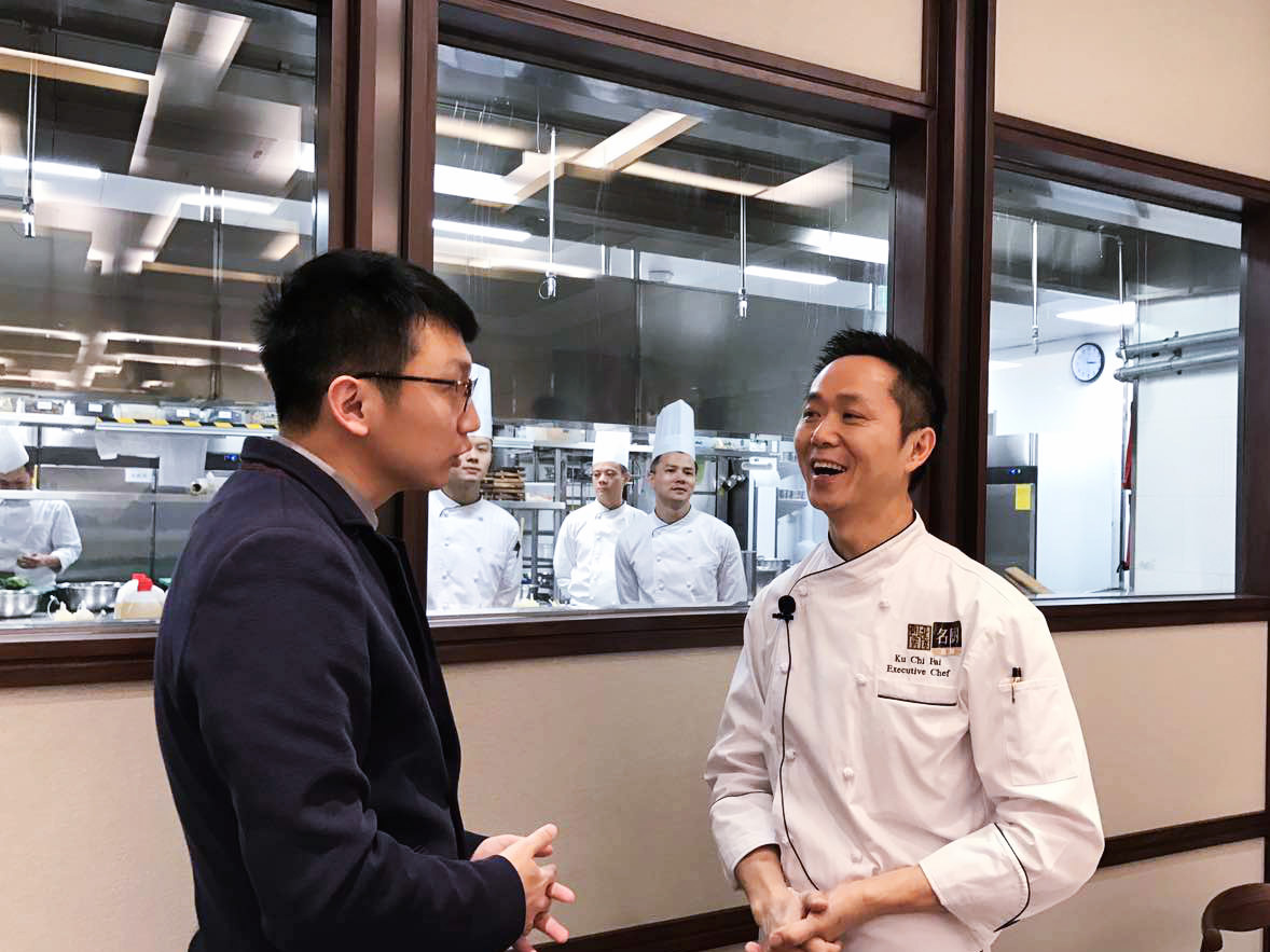 名厨首场直播圆满完成,古师傅称"比上电视好玩"