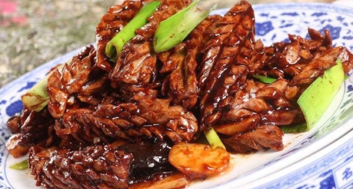 不只有蔥爆牛肉 山東燒雞 魯菜工藝細緻 博大精深 名厨
